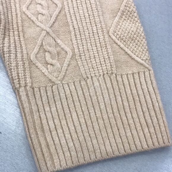 MNG Sweater  - Picture 4 of 15